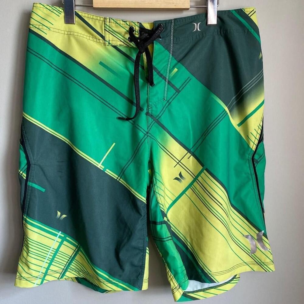 Hurley Phantom Men's Abstact Green /‎ Yellow Board Shorts Size 34